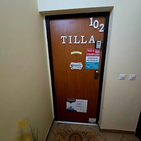 Tilla Szeptember 1 - Majus 31 Хайдусобосло